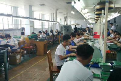 电子工艺实习与市场对接 信息工程学院电子信息工程专业学生实训纪实